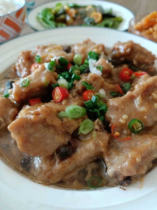 香菇蒸蒜香排骨