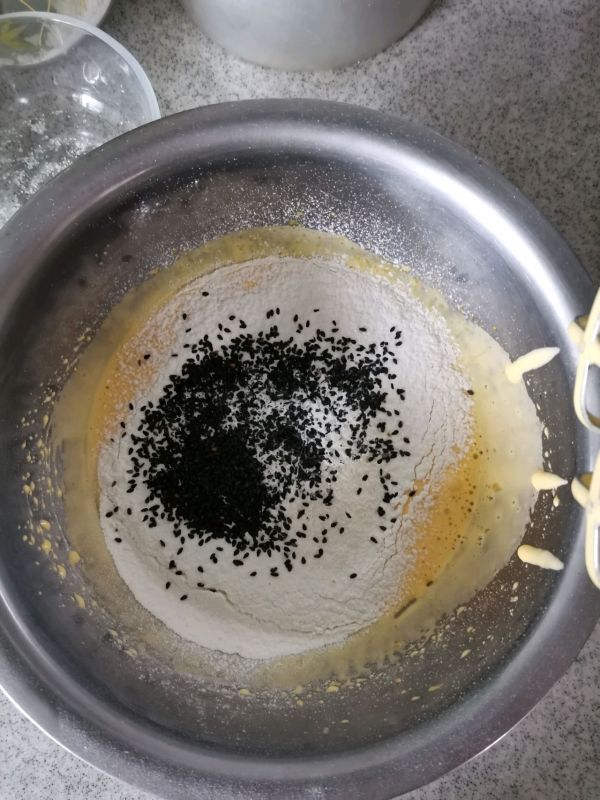 黑芝麻蛋黄小饼干