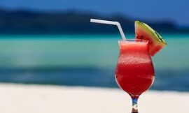 如何选一个新鲜甜美的西瓜