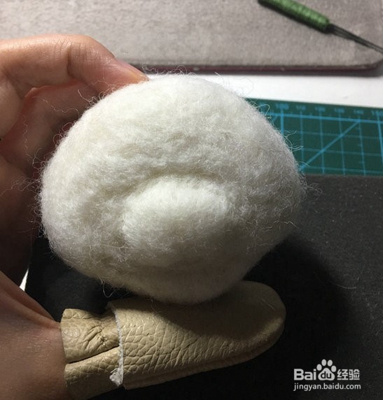 教你如何用羊毛制作熊猫挂件