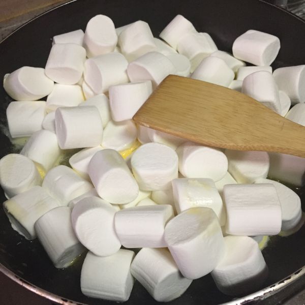 杏仁花生牛轧糖