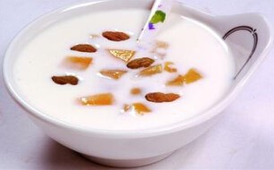 如何挑选酸牛奶
