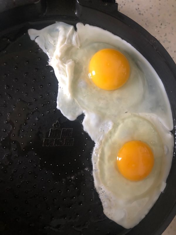 鸡蛋火腿三明治