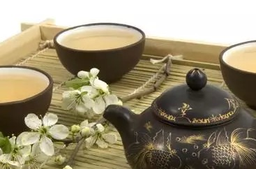 哪些情况的人适合饮用菊花茶