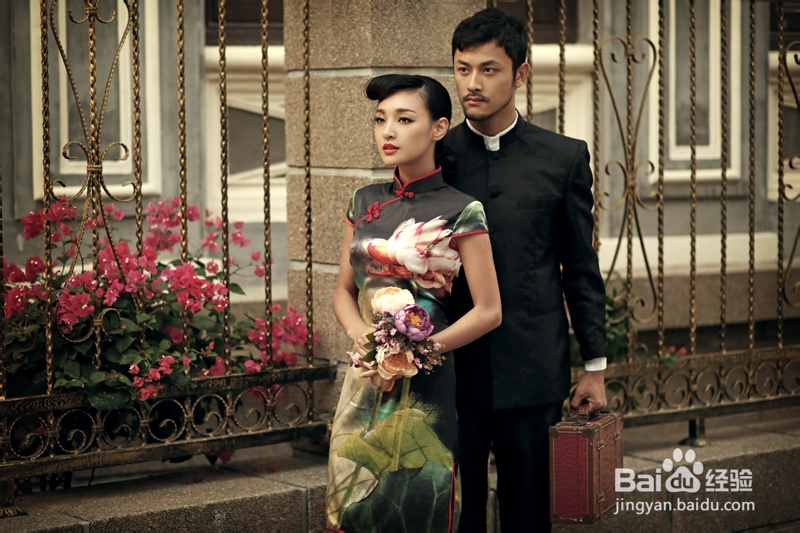 拍婚纱照不妨试试中式旗袍