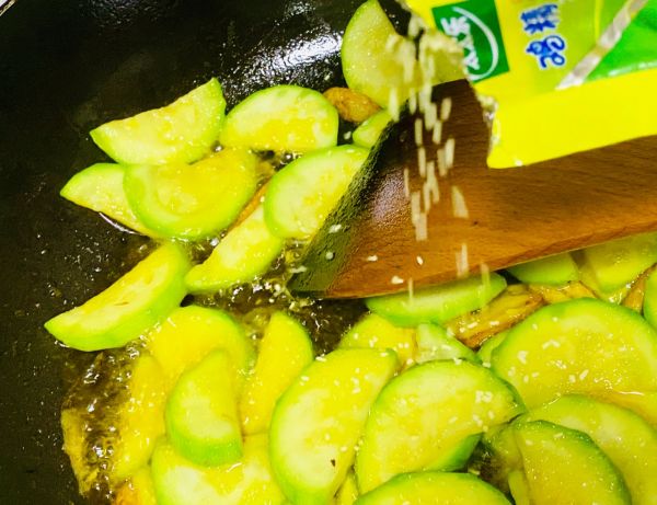 纯素清炒西葫芦