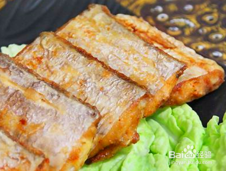 家庭自制炸带鱼