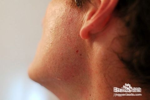 如何干净的刮胡子！