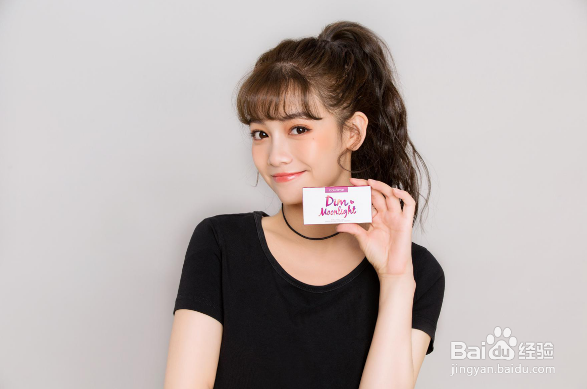 美瞳镜片半天取不下的原因