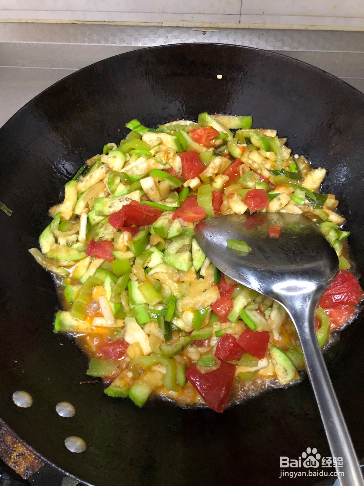 美味的西红柿炒茄子