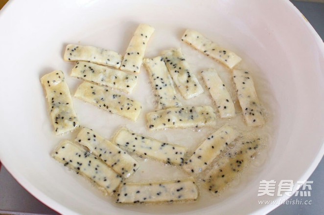 豆腐芝麻饼干 宝宝健康食谱