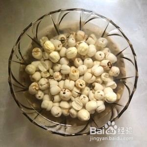 【夏食】银耳红枣莲子汤
