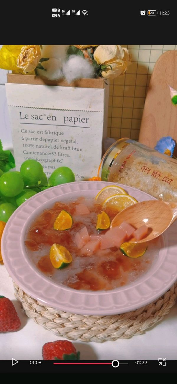 乌龙桃桃银耳羹