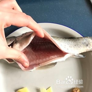 鲫鱼豆腐汤的做法