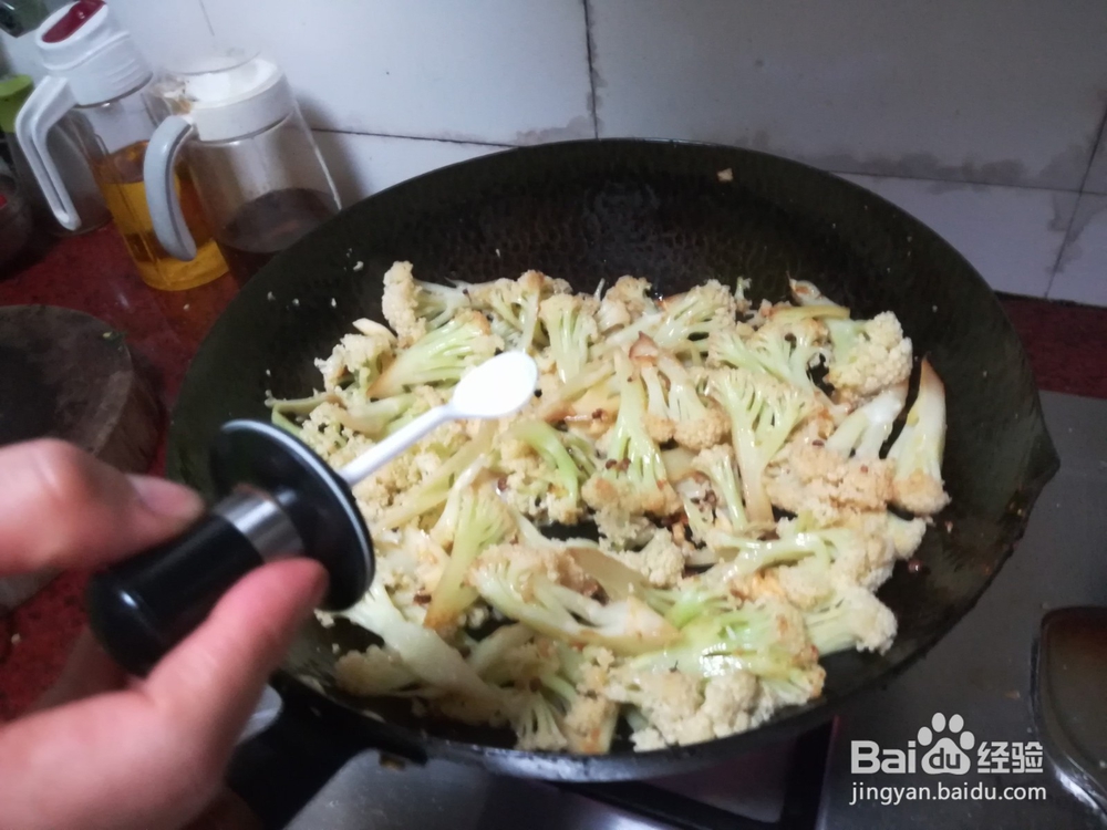 干煸腊肉菜花