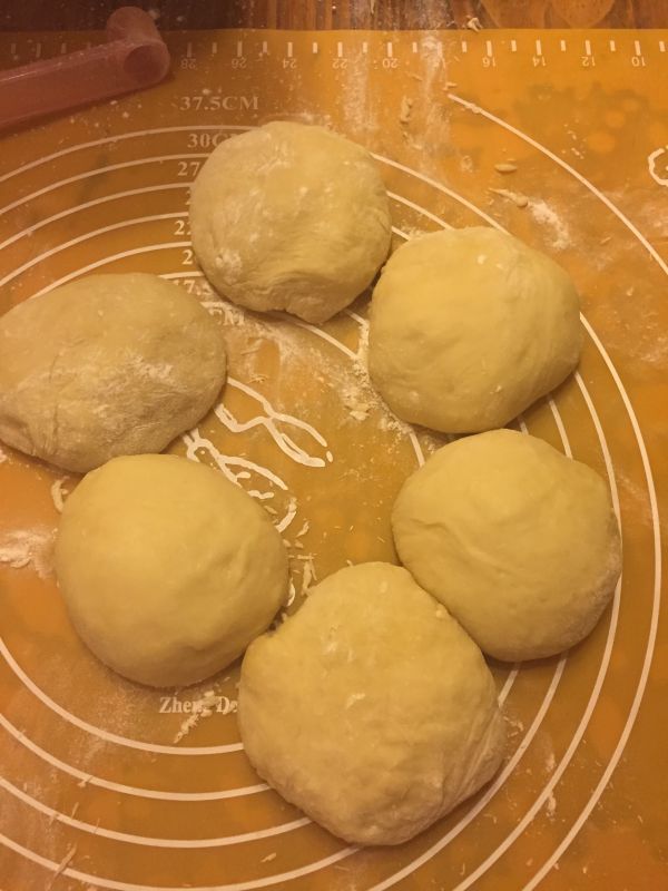 毛毛虫肉松面包