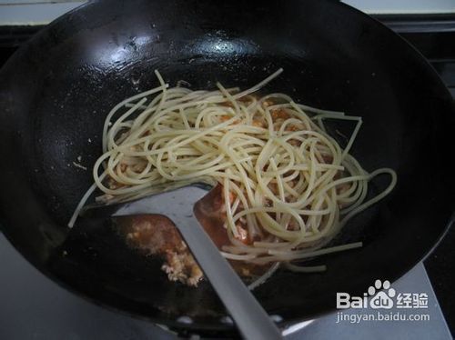 肉酱虾仁拌意面