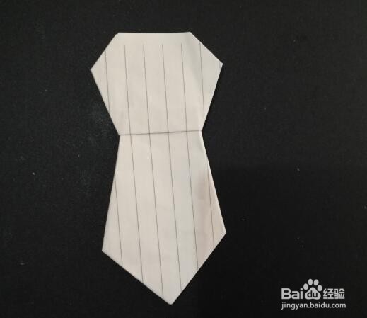 如何折一根领带