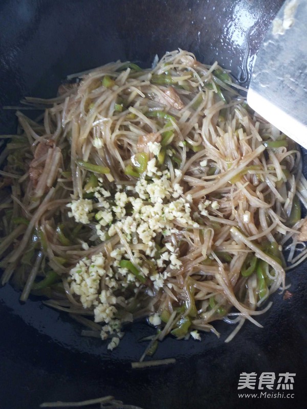 酸辣土豆丝的做法