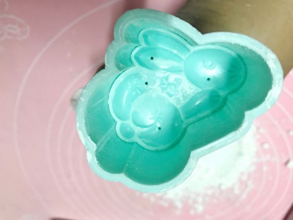 广式莲蓉蛋黄月饼