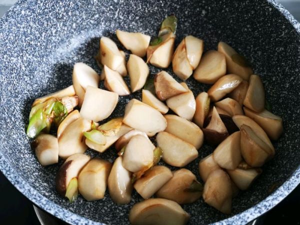 黑椒鸡肉杏鲍菇