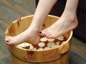 如何治脚气小偏方