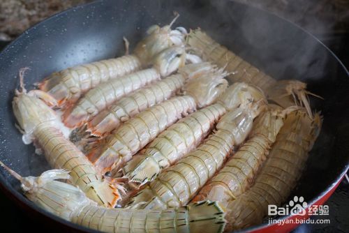 自己做椒盐皮皮虾海鲜美食