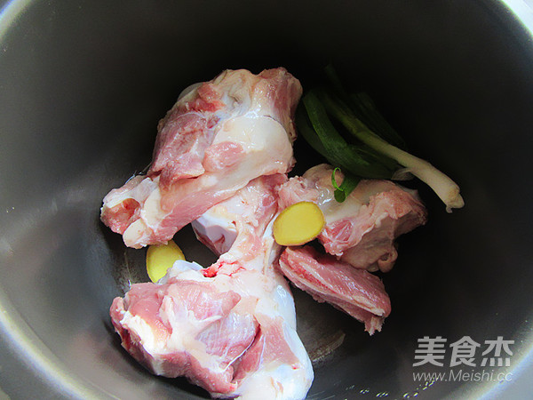 棒骨山药养颜暖身汤