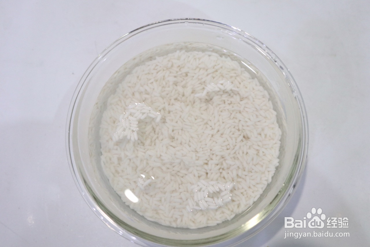 芭蕉叶蒸糯米排骨的做法