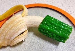 苦瓜酿香蕉的做法