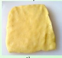 清新宜人的绿茶格子饼干