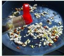 让你爱上做饭的快手小炒——食色俱佳的干煸菜花