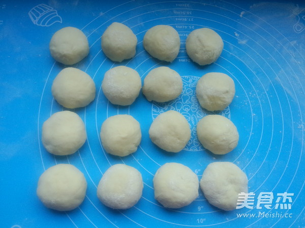 挤挤小面包的做法
