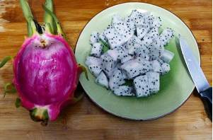 快手菜之火龙果炒虾仁