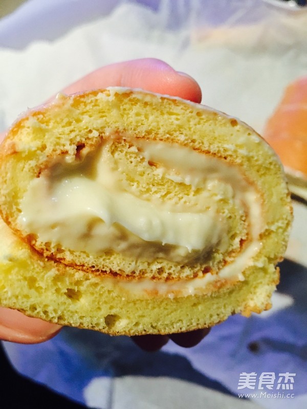 浓浓芝香蛋糕卷