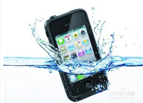 手机掉水里如何解救？