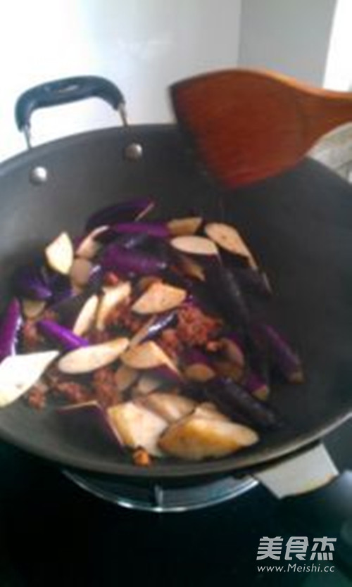 爆香茄子的做法