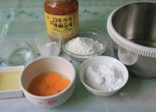 柚子酱戚风蛋糕