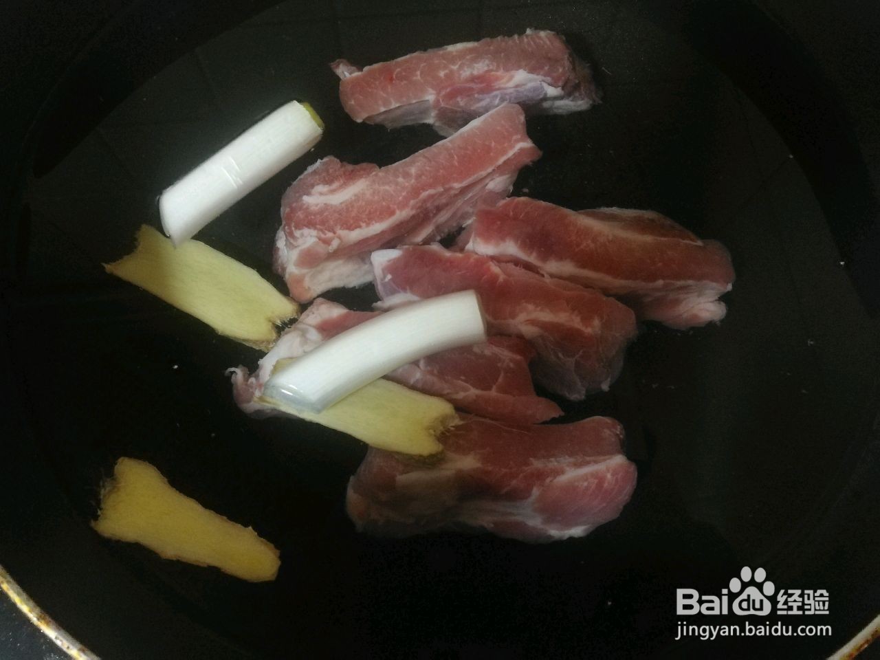 排骨炖豆角的做法