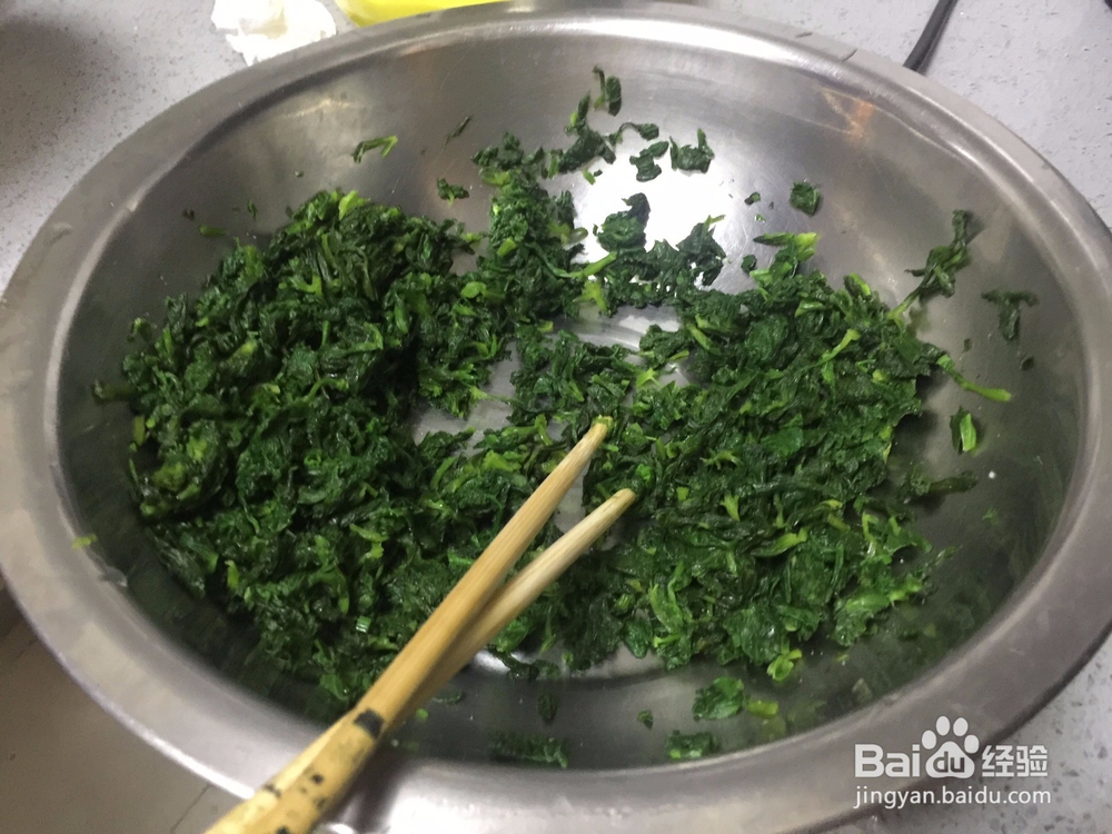 家常煎芹菜叶饼,简单!