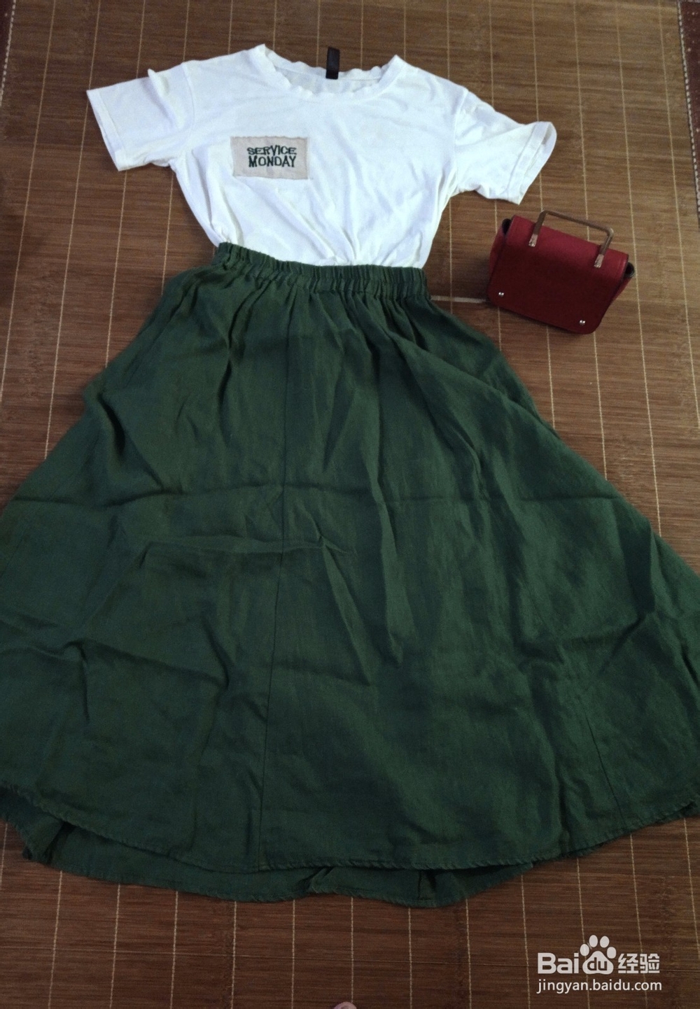 白T恤要怎么搭配