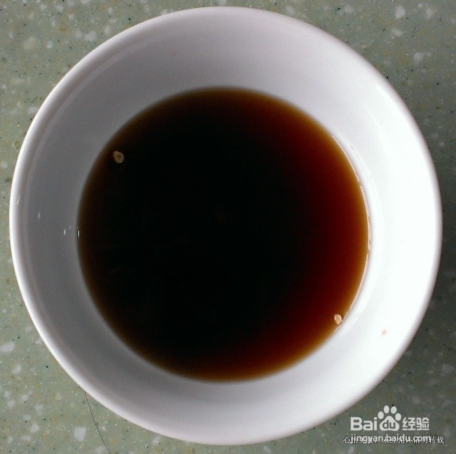 清凉减肥的莴笋拌银芽