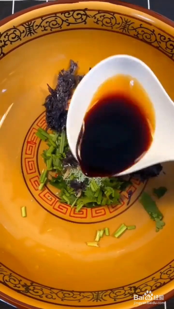 如何制作酸汤水饺