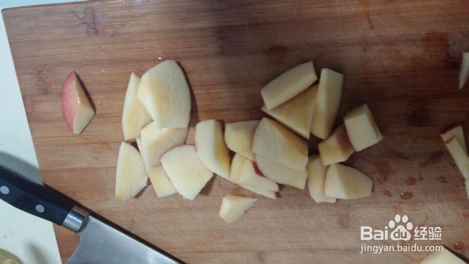 如何制作味道甜美的苹果汁？
