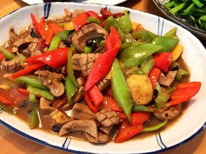 爆炒腰花-猪腰这样做一点也不臊还很美味下饭