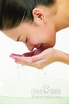 5招手足护理让肌肤更滋润