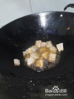 马友鱼干腩肉煲的做法