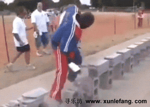 使用Ulead GIF Animator 5来给gif图片添加水印