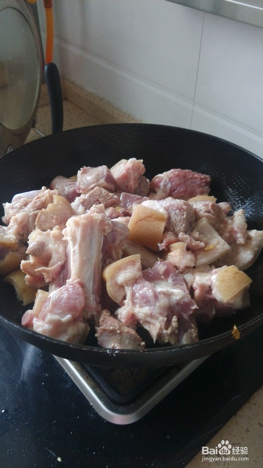 木瓜猪脚汤的制作