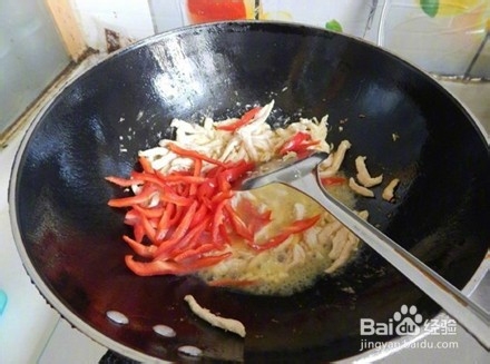 自制蘑菇鸡肉肠披萨的做法